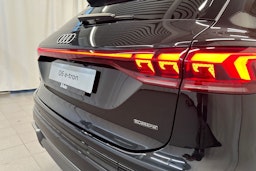 mythos musta Audi Q6 e-tron 2026 kuva 28.