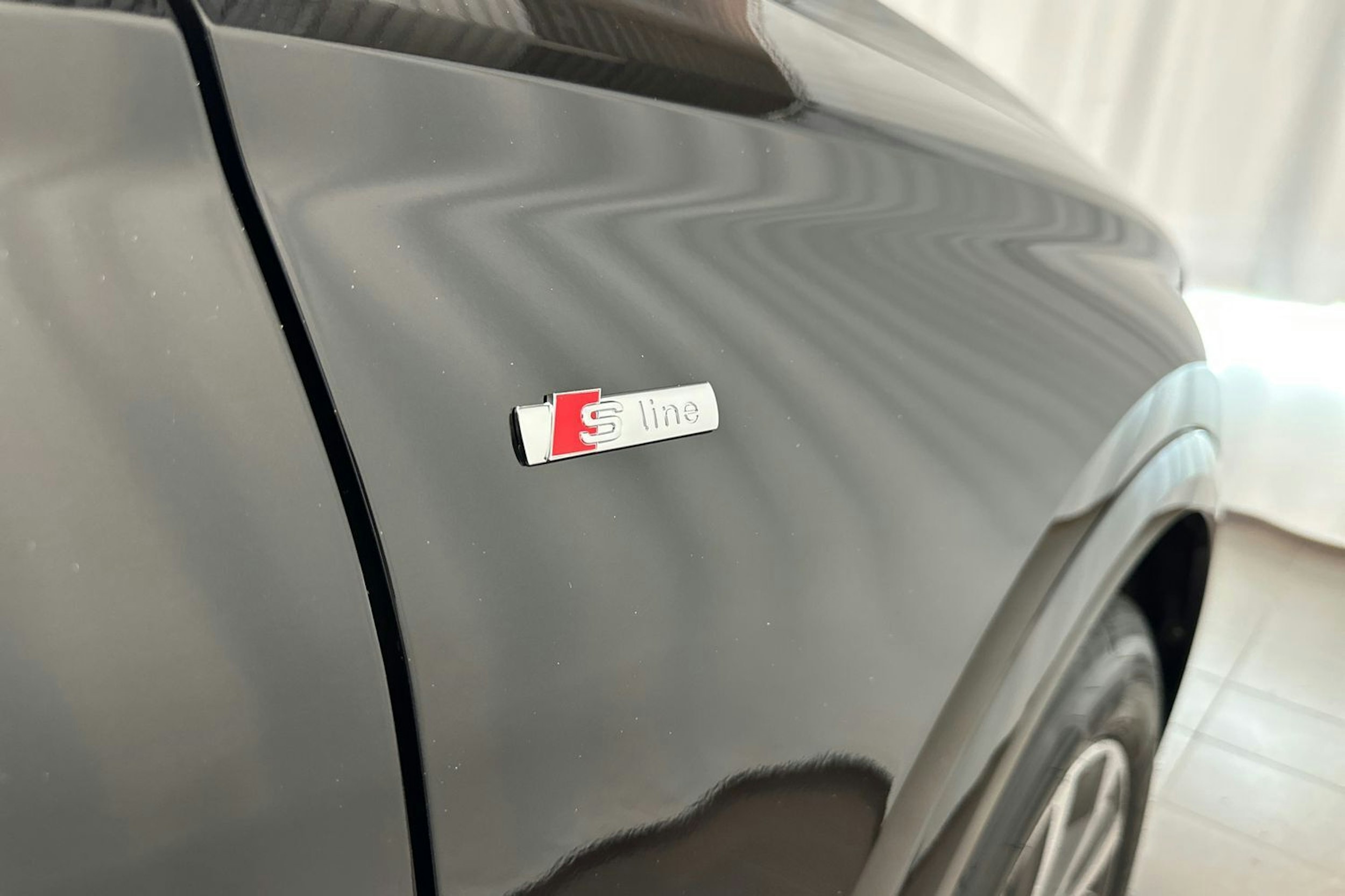 mythos musta Audi Q6 e-tron 2026 kuva 29.