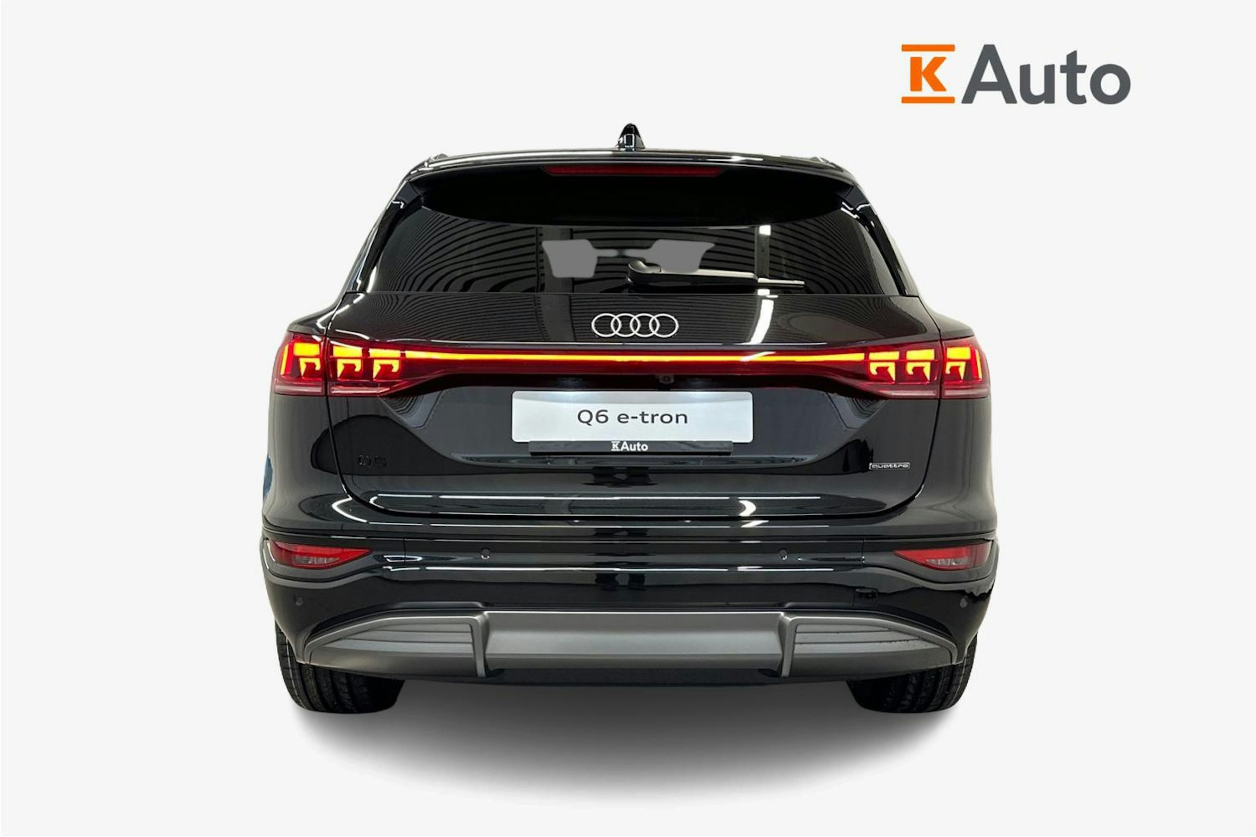 mythos musta Audi Q6 e-tron 2026 kuva 31.
