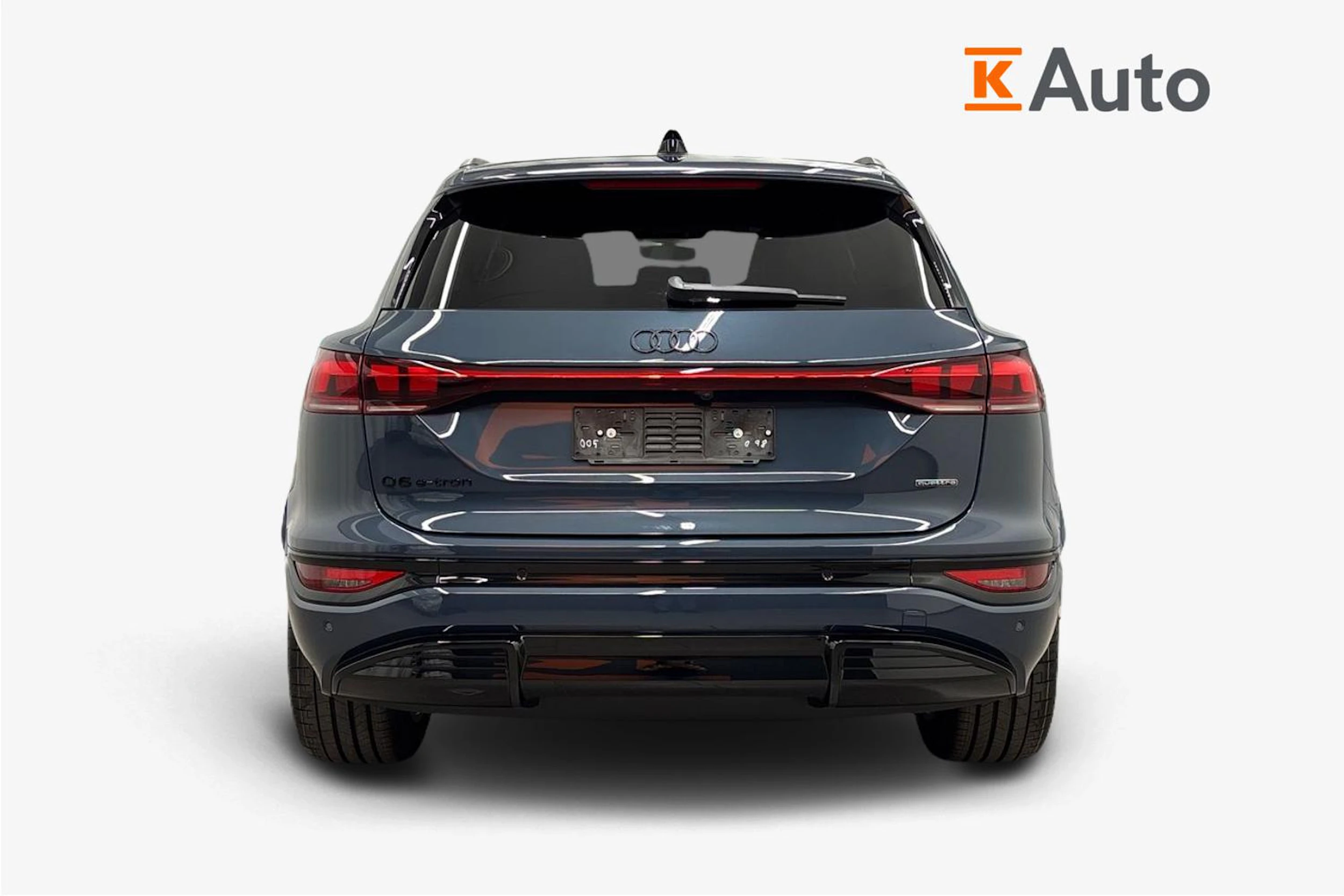 met. sininen Audi Q6 e-tron 2026 kuva 3.
