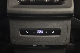 met. sininen Audi Q6 e-tron 2026 kuva 11.