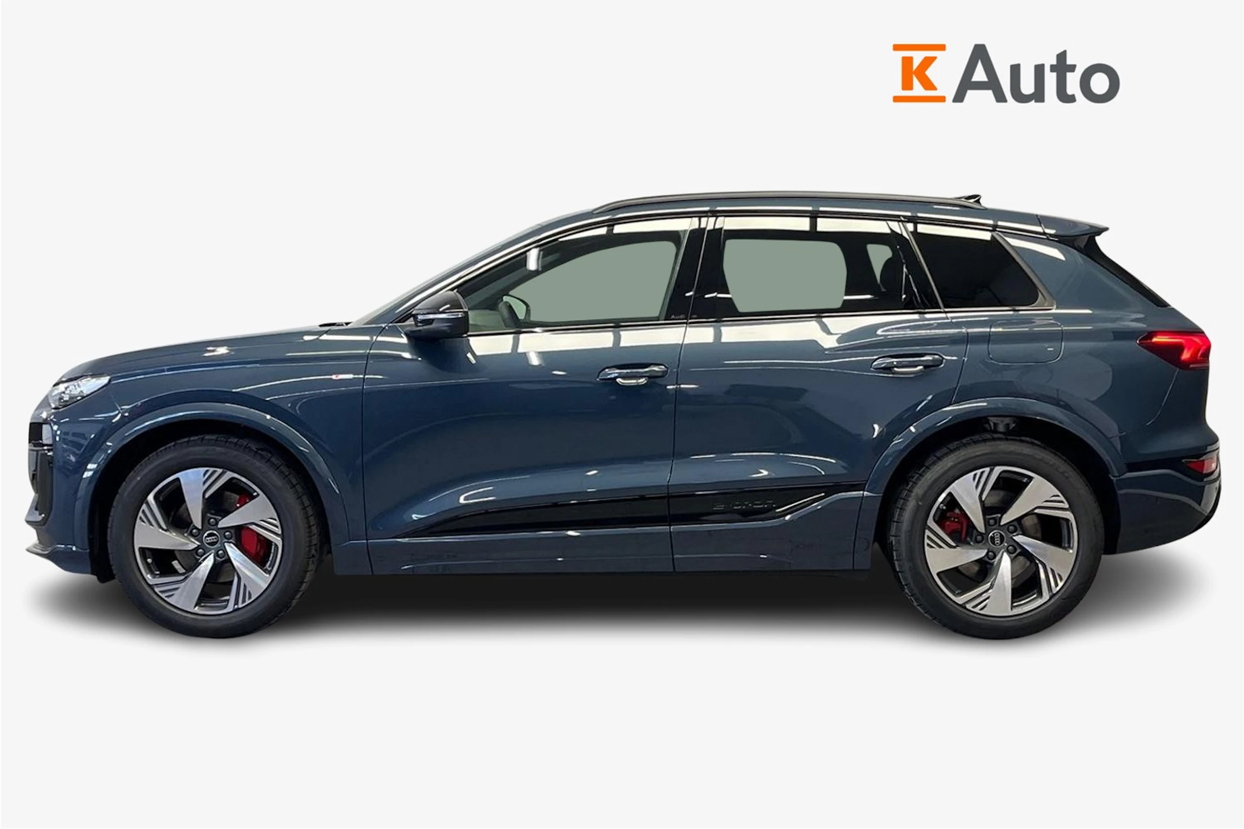 plasma sininen Audi Q6 e-tron 2026 kuva 5.