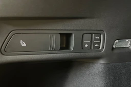 plasma sininen Audi Q6 e-tron 2026 kuva 12.