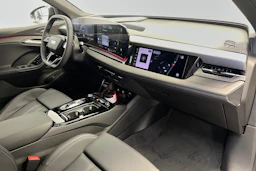 plasma sininen Audi Q6 e-tron 2026 kuva 15.