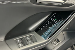 daytona harmaa Audi Q6 e-tron 2026 kuva 16.