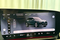 daytona harmaa Audi Q6 e-tron 2026 kuva 24.