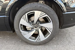 musta Audi Q6 e-tron 2026 kuva 10.