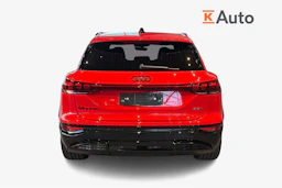 punainen Audi Q6 e-tron 2026 kuva 3.