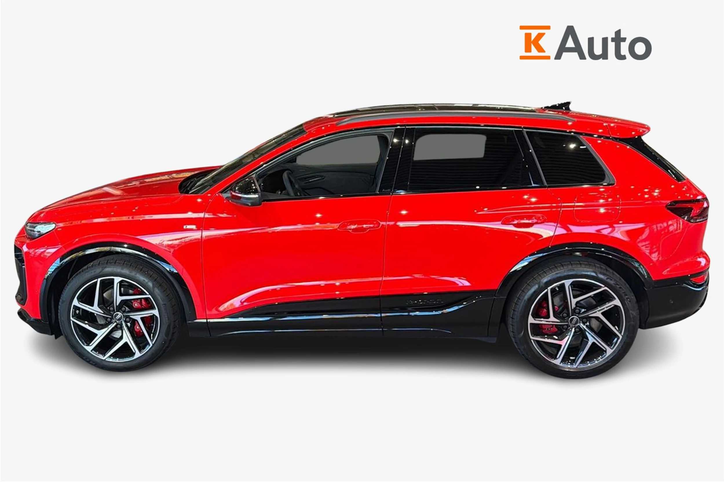 punainen Audi Q6 e-tron 2026 kuva 5.
