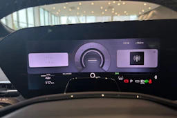 musta Audi Q6 e-tron 2026 kuva 13.