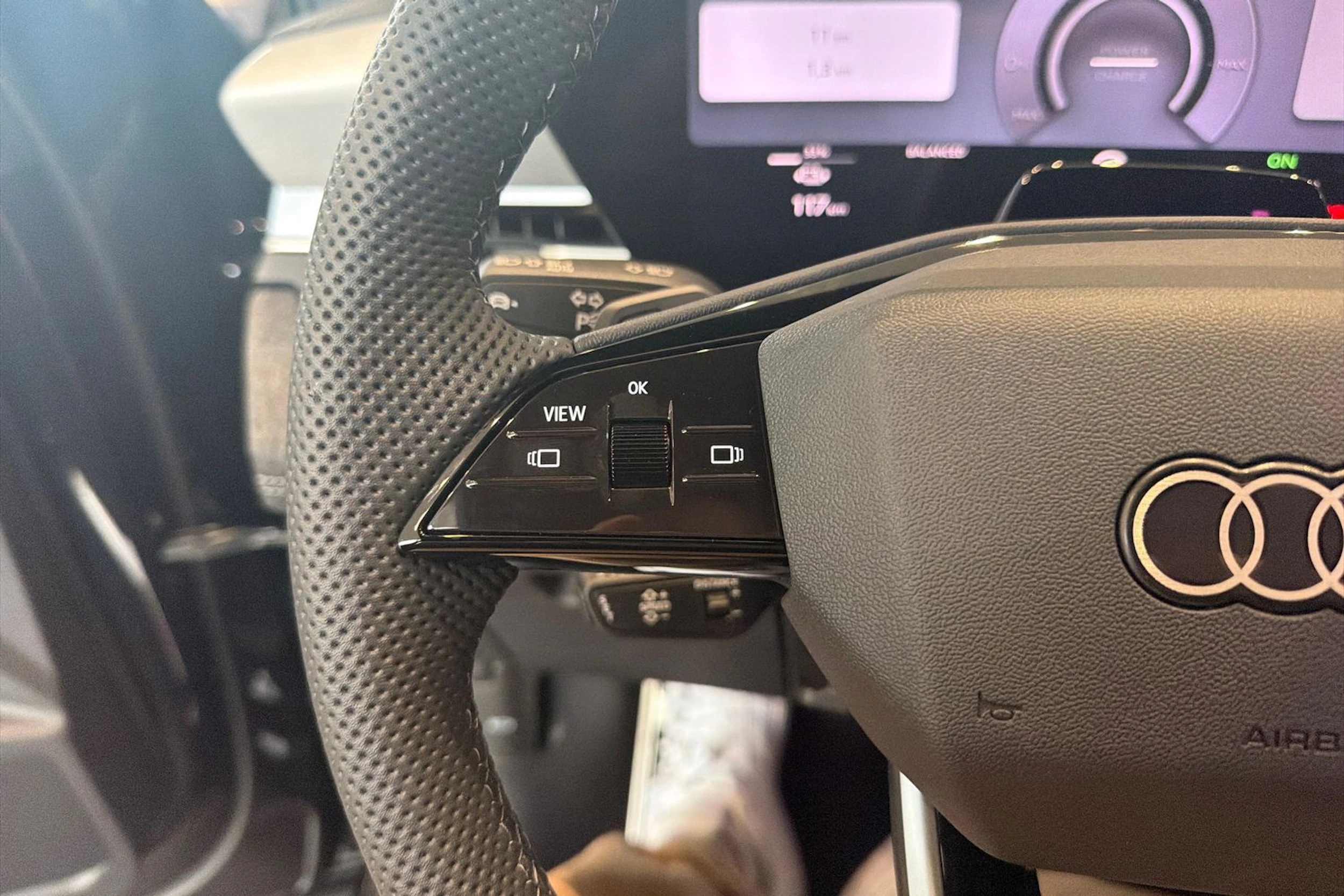 musta Audi Q6 e-tron 2026 kuva 14.