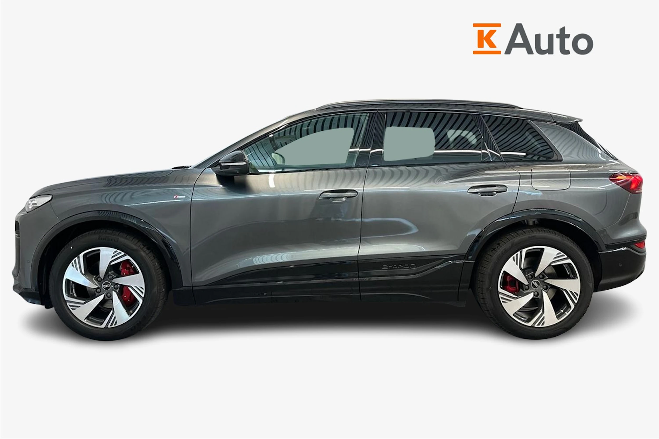 daytona harmaa Audi Q6 e-tron 2026 kuva 5.
