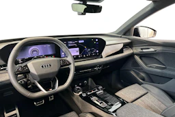 daytona harmaa Audi Q6 e-tron 2026 kuva 6.
