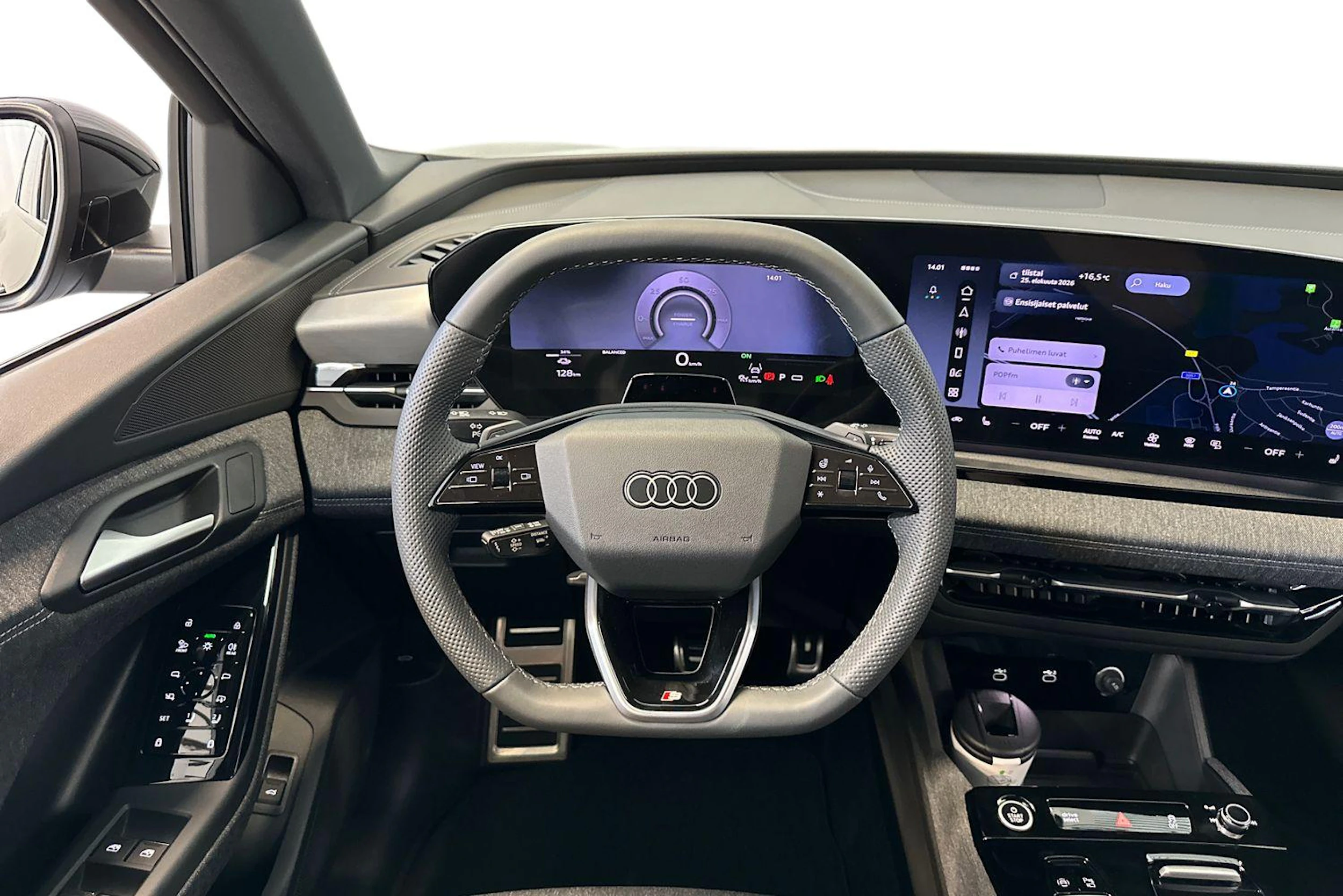 daytona harmaa Audi Q6 e-tron 2026 kuva 9.