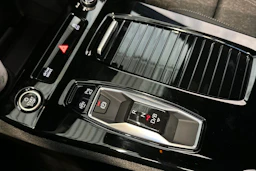 daytona harmaa Audi Q6 e-tron 2026 kuva 21.