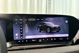 daytona harmaa Audi Q6 e-tron 2026 kuva 23.