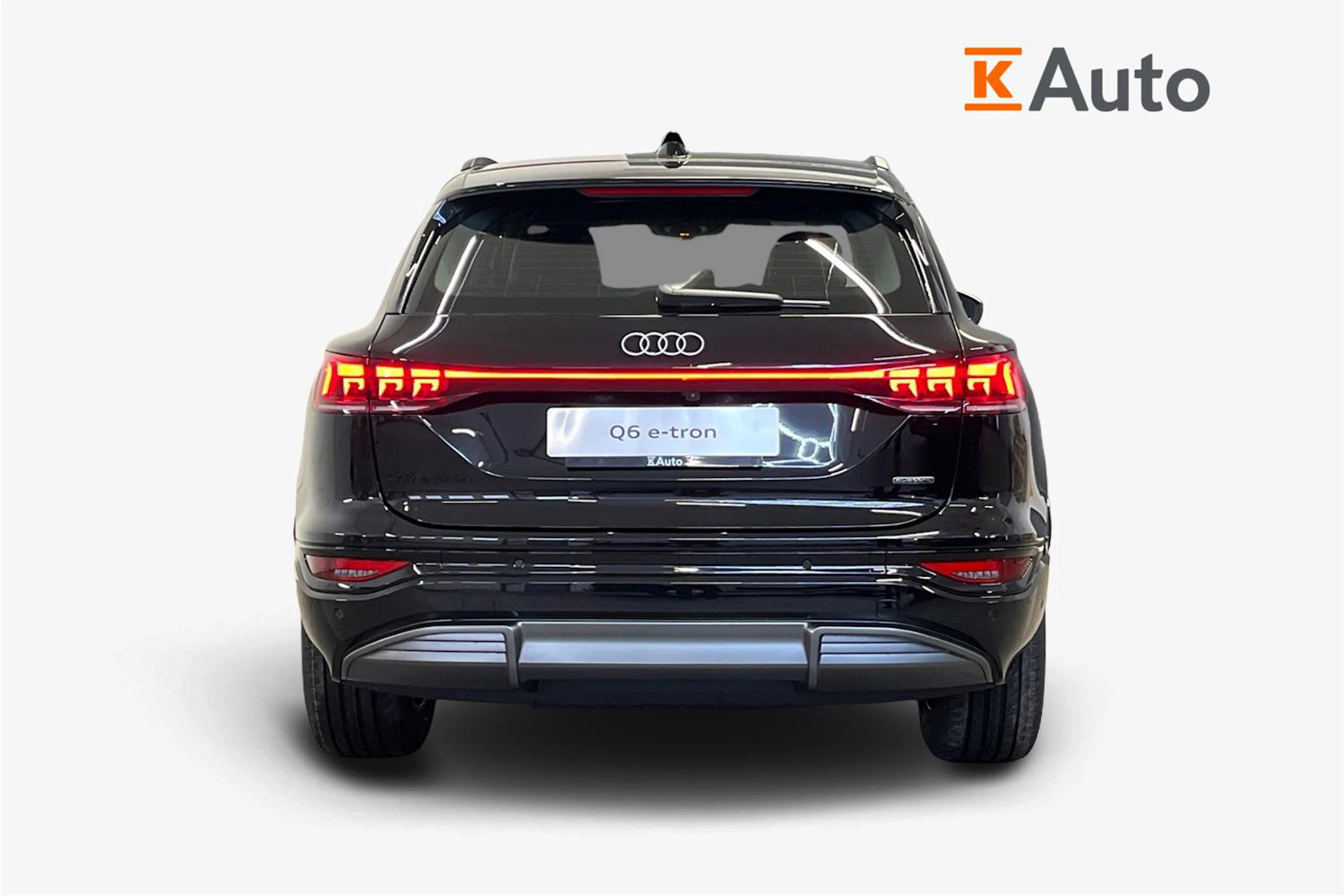 mythos musta Audi Q6 e-tron 2026 kuva 3.