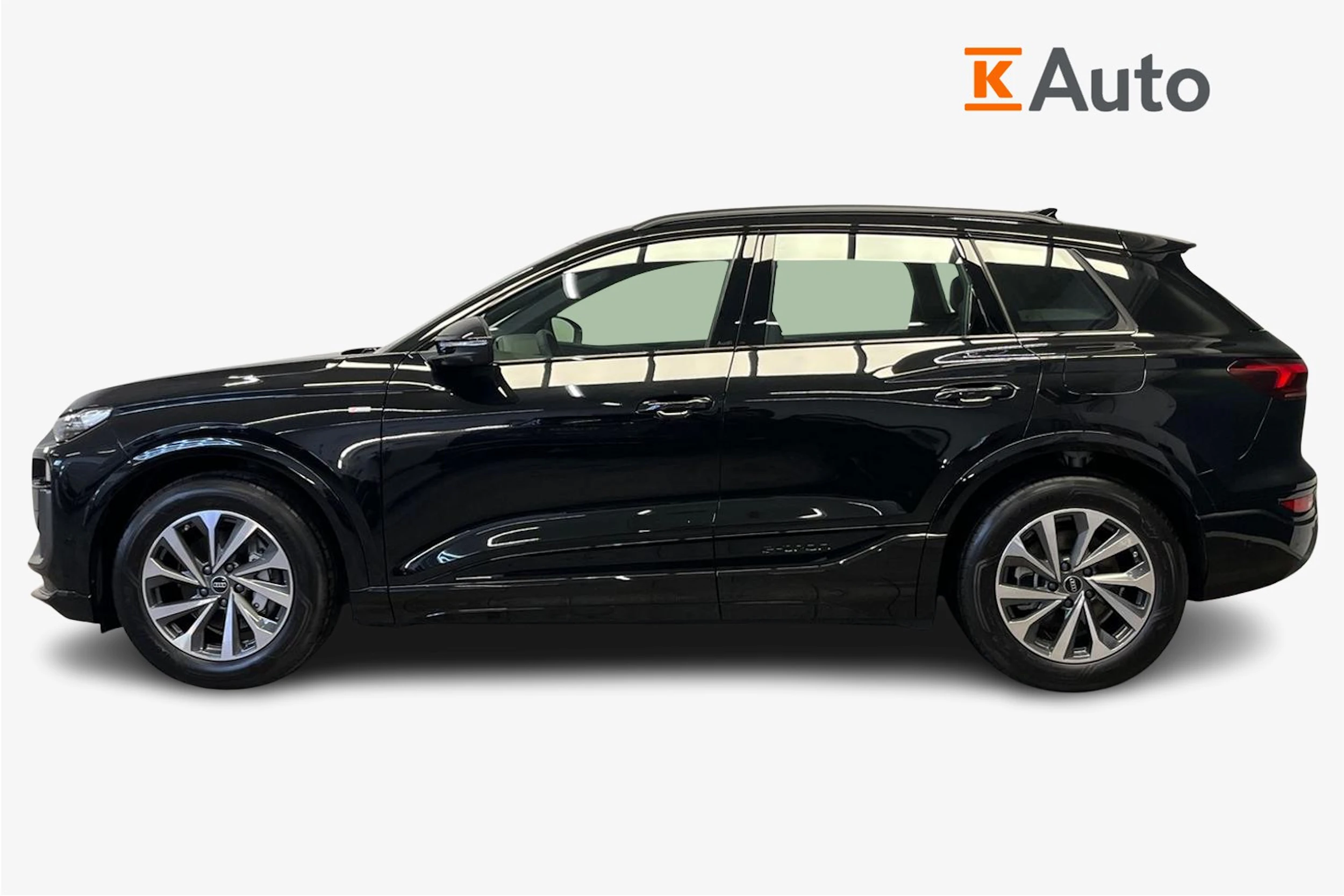 mythos musta Audi Q6 e-tron 2026 kuva 5.