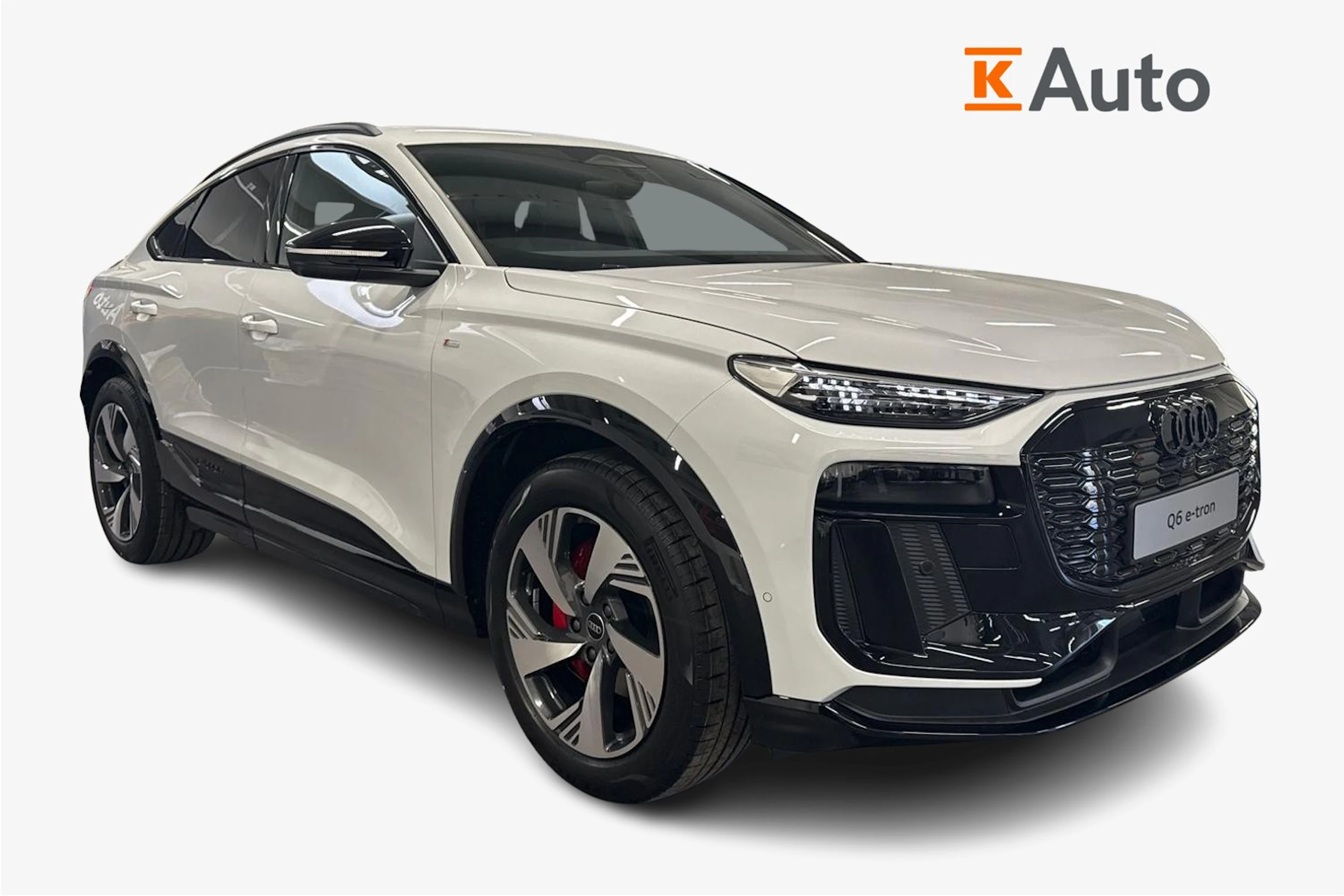 met. valkoinen Audi Q6 e-tron 2026 kuva 1.