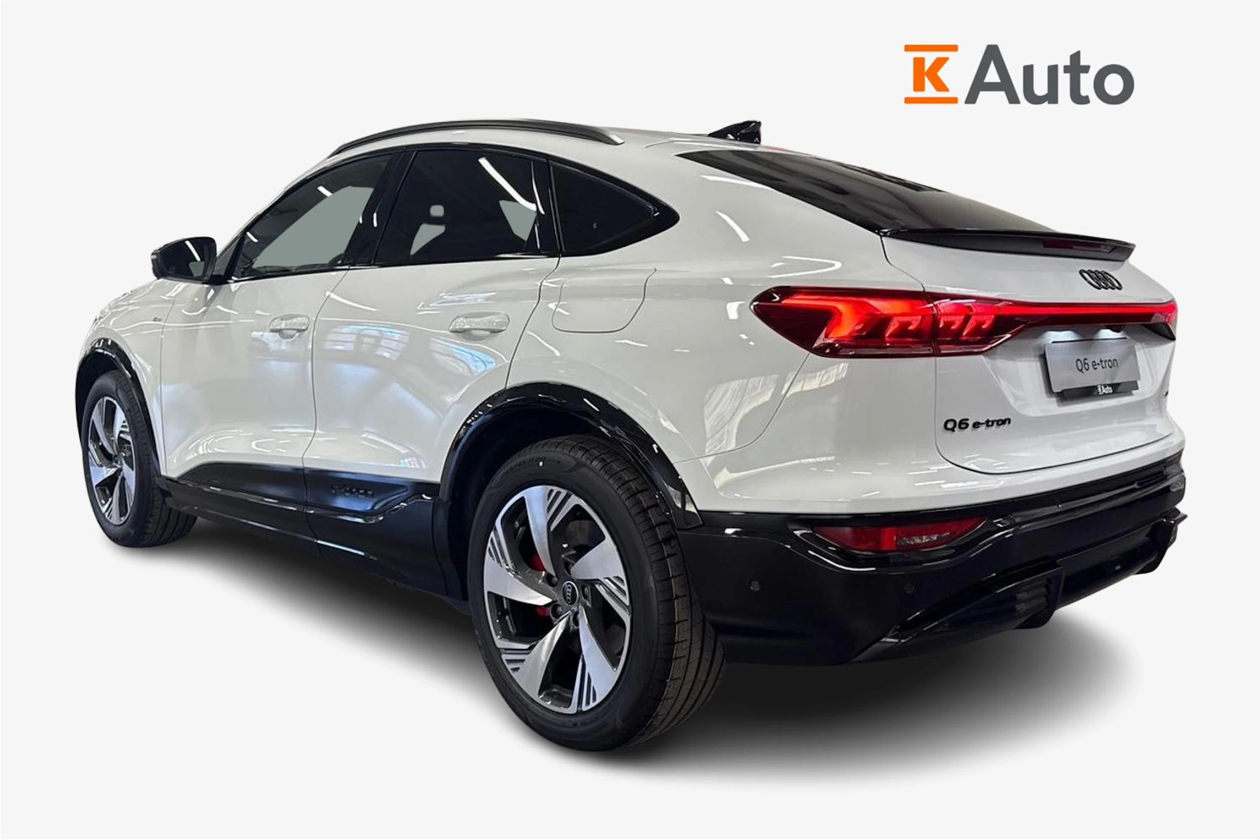 met. valkoinen Audi Q6 e-tron 2026 kuva 2.