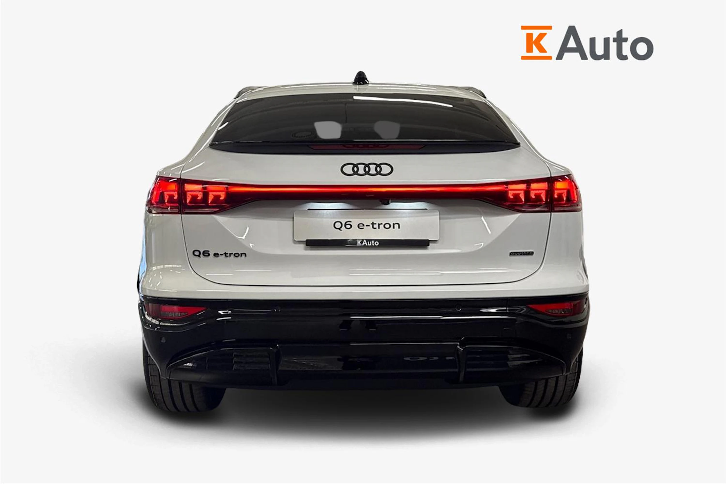met. valkoinen Audi Q6 e-tron 2026 kuva 3.