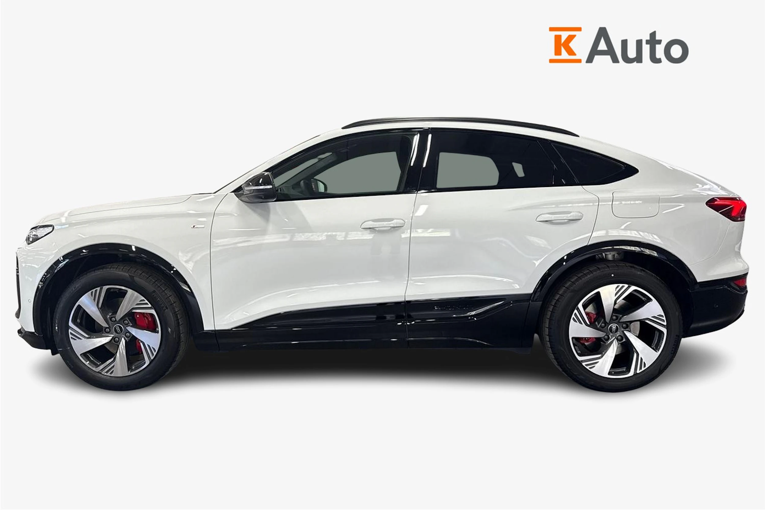 met. valkoinen Audi Q6 e-tron 2026 kuva 5.