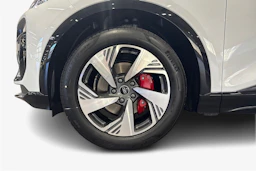 met. valkoinen Audi Q6 e-tron 2026 kuva 9.