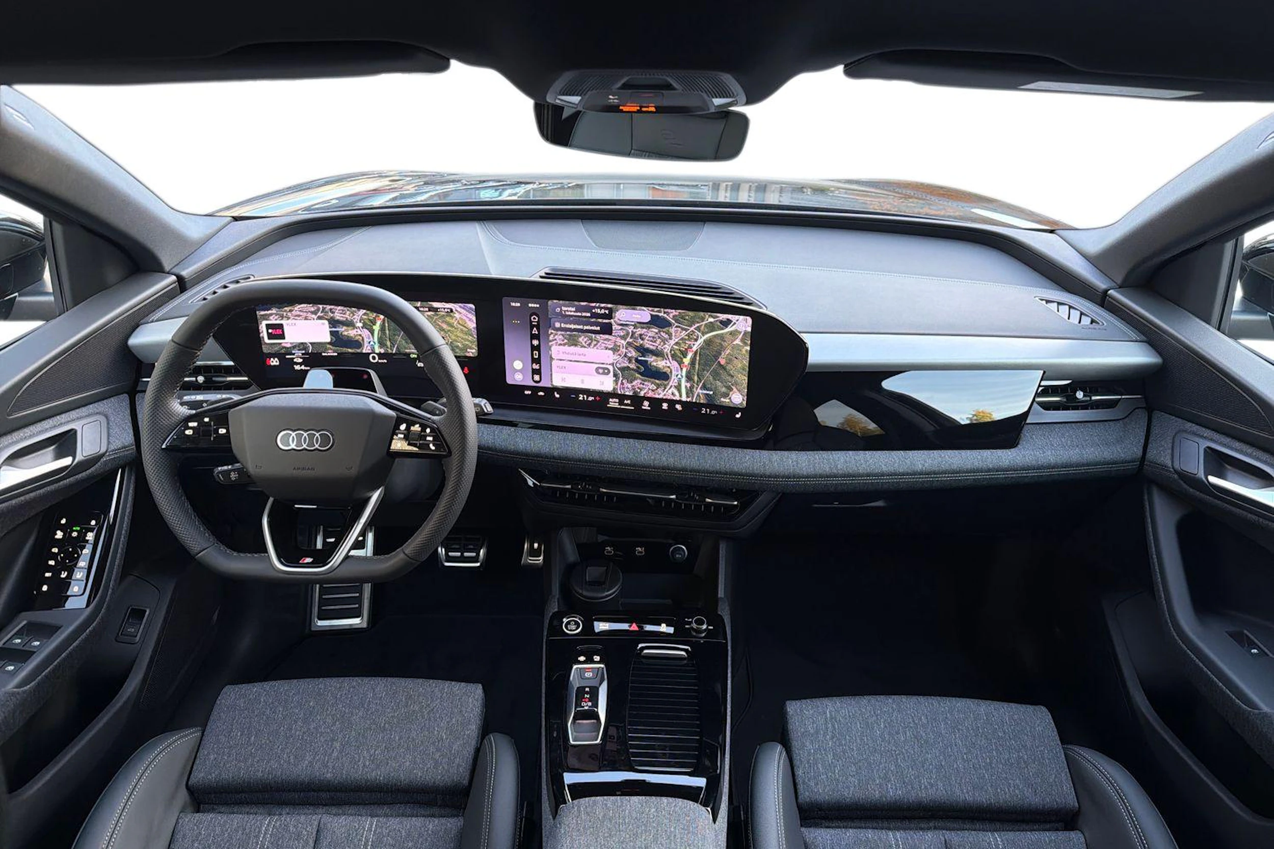 musta Audi Q6 e-tron 2026 kuva 7.