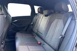 musta Audi Q6 e-tron 2026 kuva 8.