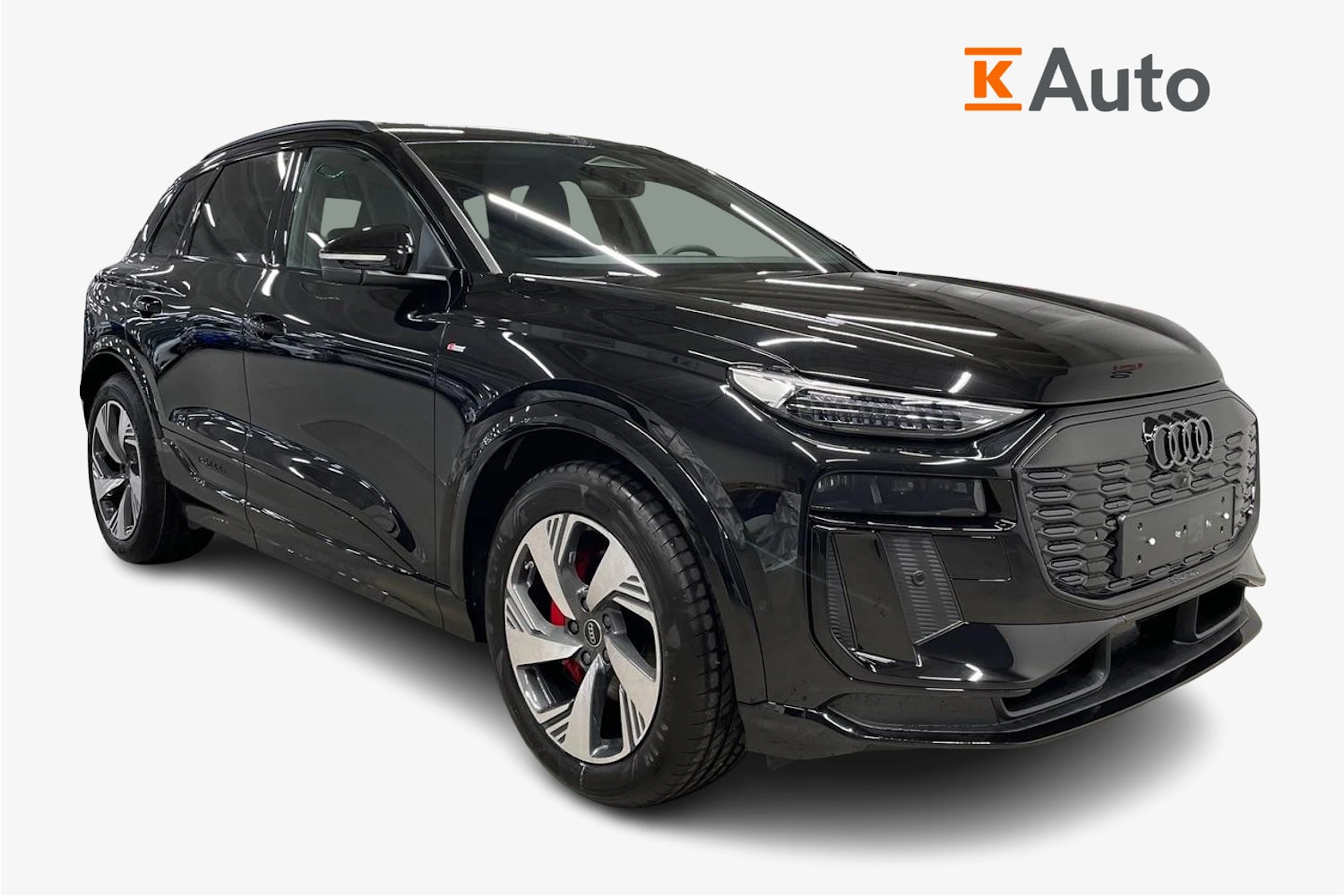 musta Audi Q6 e-tron 2026 kuva 1.