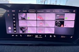 harmaa Audi Q6 e-tron 2026 kuva 12.