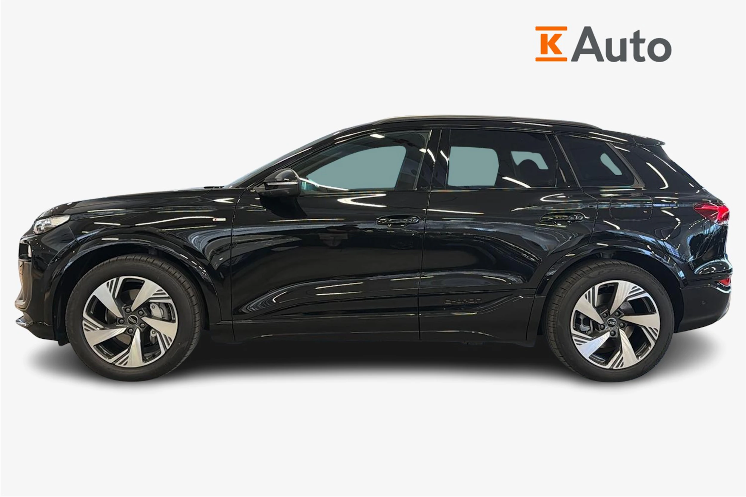 musta Audi Q6 e-tron 2026 kuva 5.