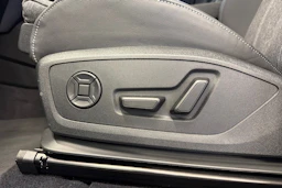 musta Audi Q6 e-tron 2026 kuva 14.