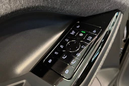 musta Audi Q6 e-tron 2026 kuva 15.