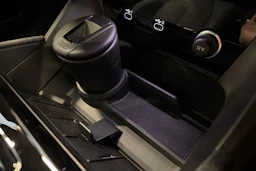 musta Audi Q6 e-tron 2026 kuva 20.