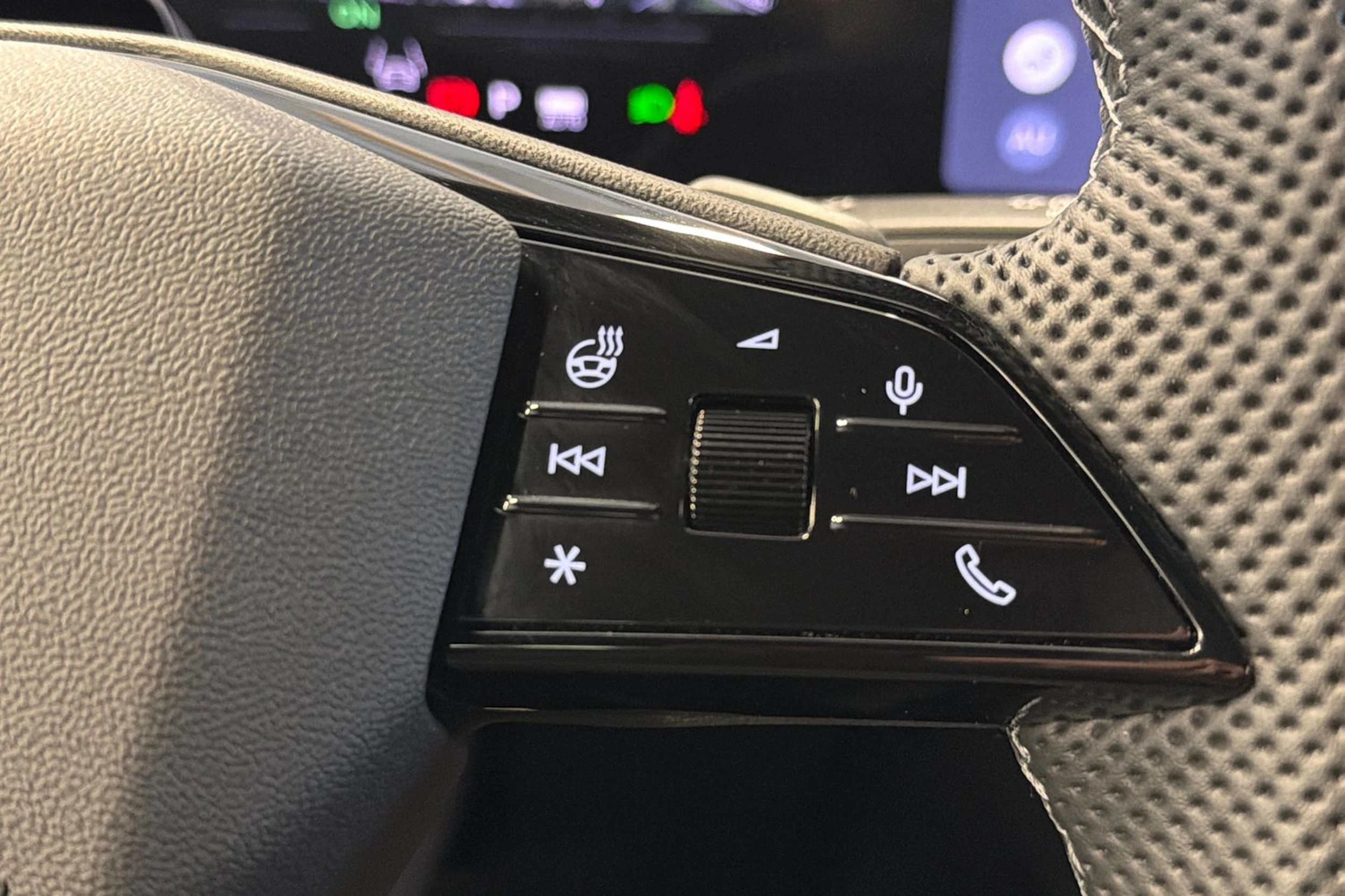 musta Audi Q6 e-tron 2026 kuva 21.
