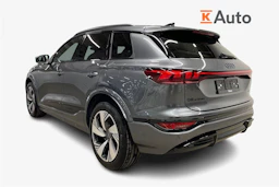 harmaa Audi Q6 e-tron 2026 kuva 2.