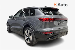 harmaa Audi Q6 e-tron 2026 kuva 2.