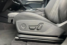 mythos musta Audi Q6 e-tron 2026 kuva 18.