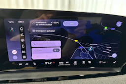 mythos musta Audi Q6 e-tron 2026 kuva 23.