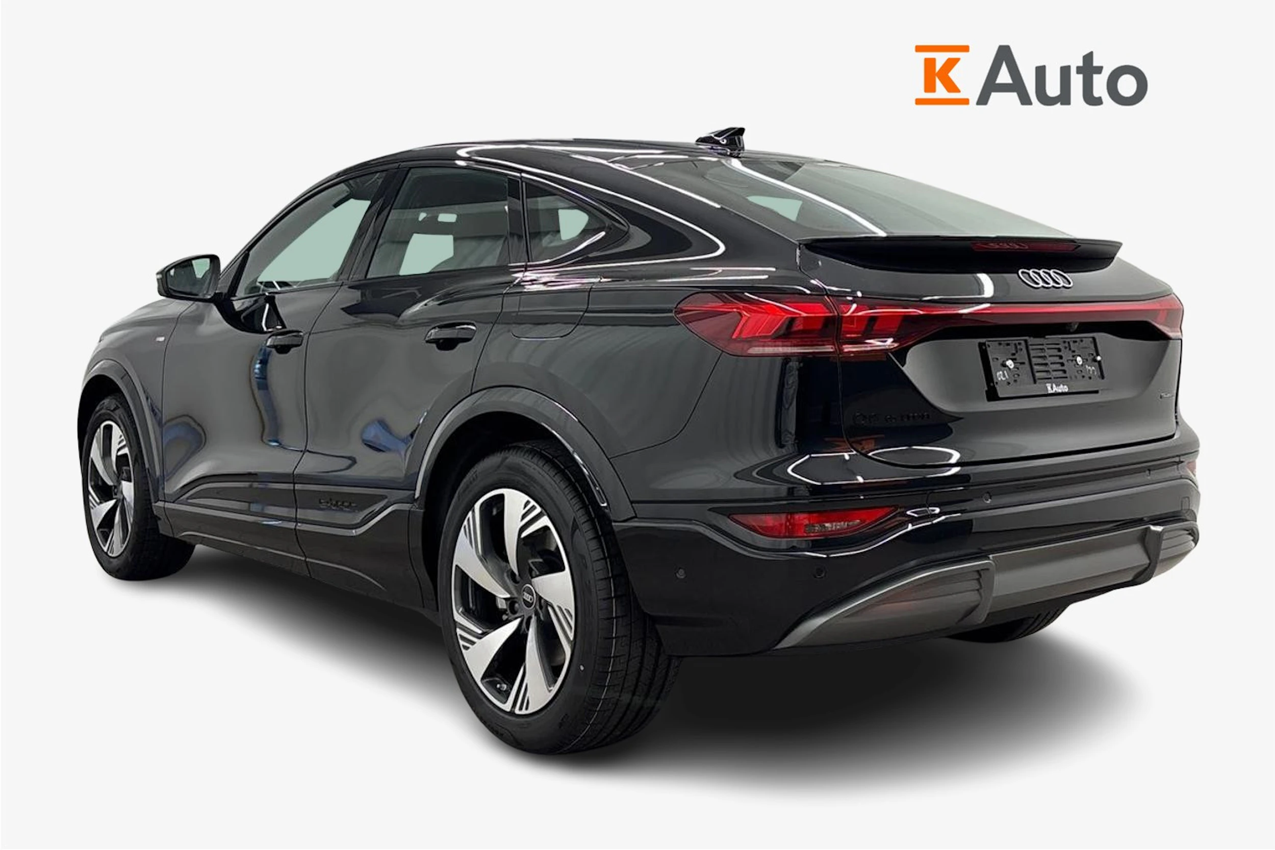 met. musta Audi Q6 e-tron 2026 kuva 2.