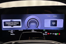 met. musta Audi Q6 e-tron 2026 kuva 18.