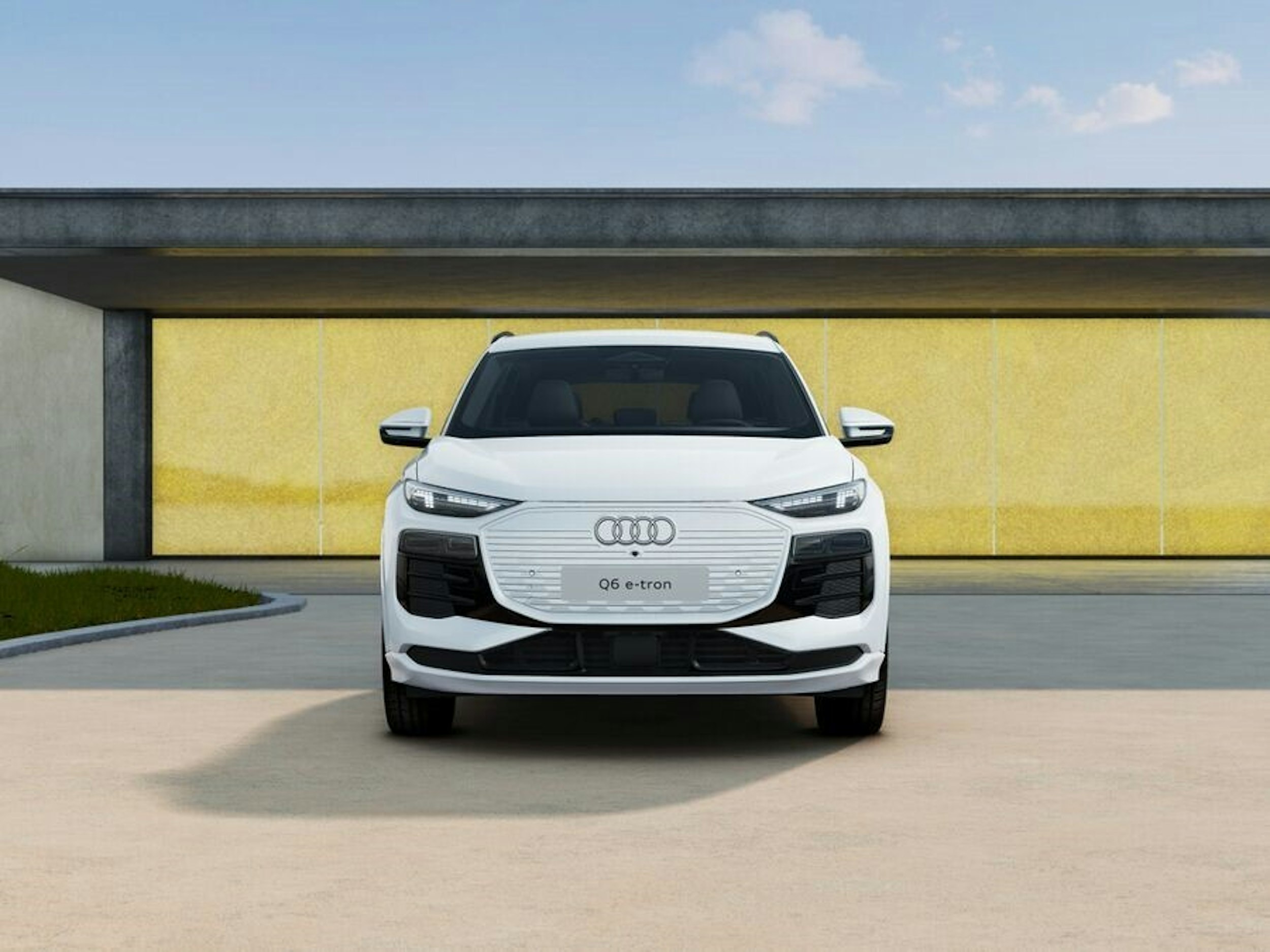 jäätikön valkoinen Audi Q6 e-tron 2026 kuva 6.