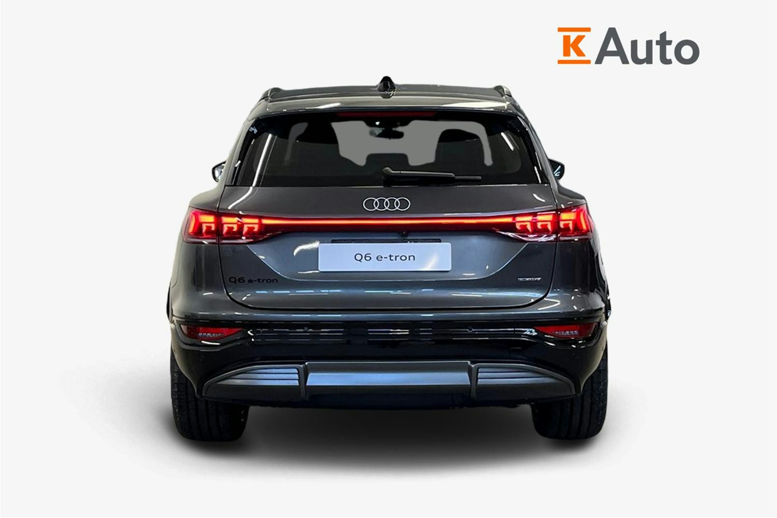 daytona harmaa Audi Q6 e-tron 2026 kuva 15.