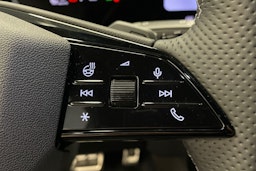 met. harmaa Audi Q6 e-tron 2026 kuva 15.