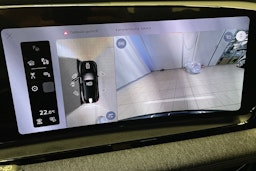 met. harmaa Audi Q6 e-tron 2026 kuva 21.