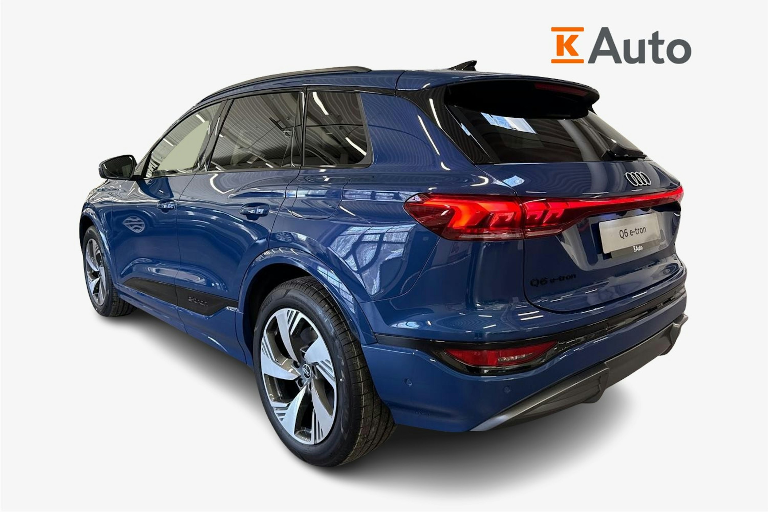 met. sininen Audi Q6 e-tron 2026 kuva 2.