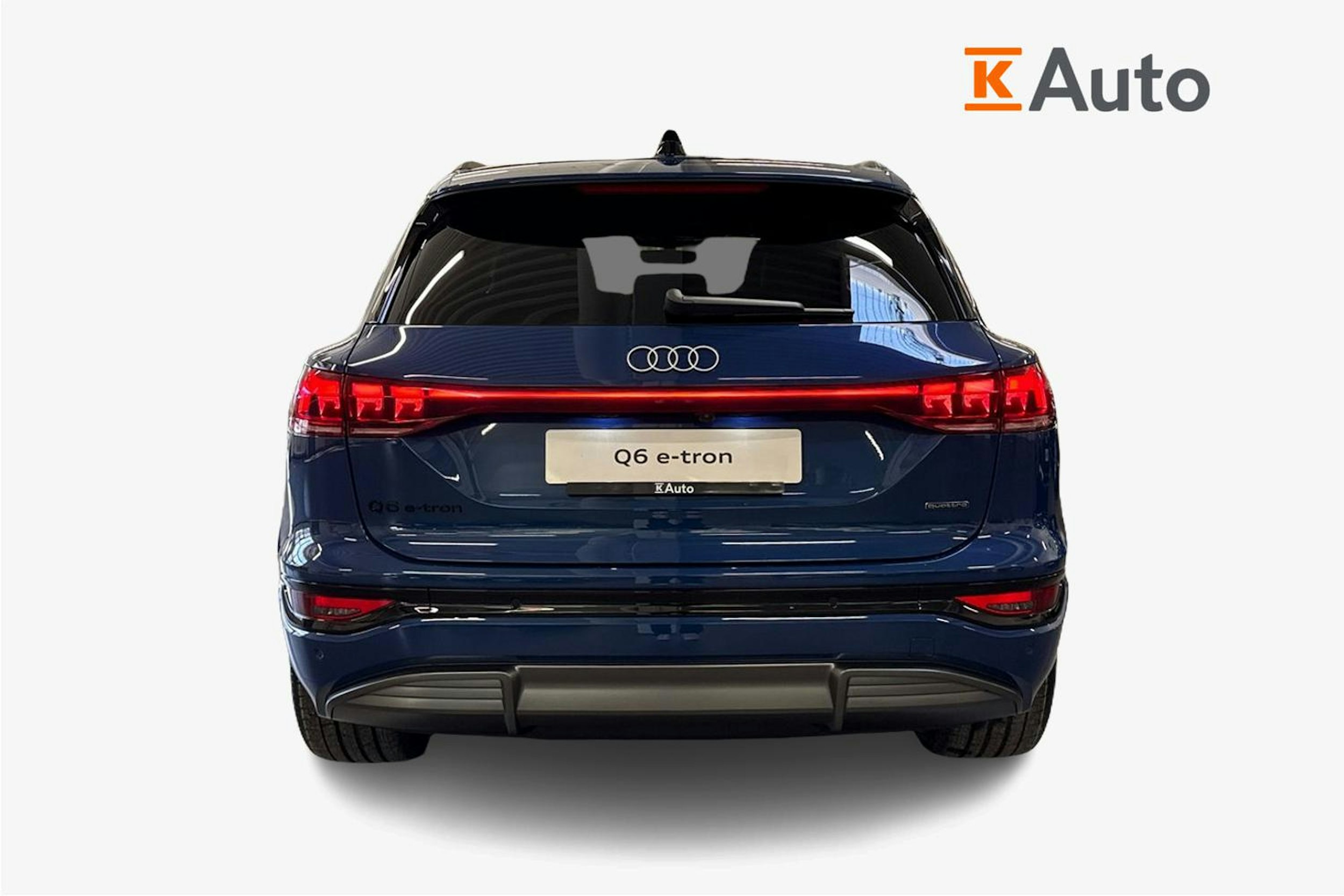 met. sininen Audi Q6 e-tron 2026 kuva 3.