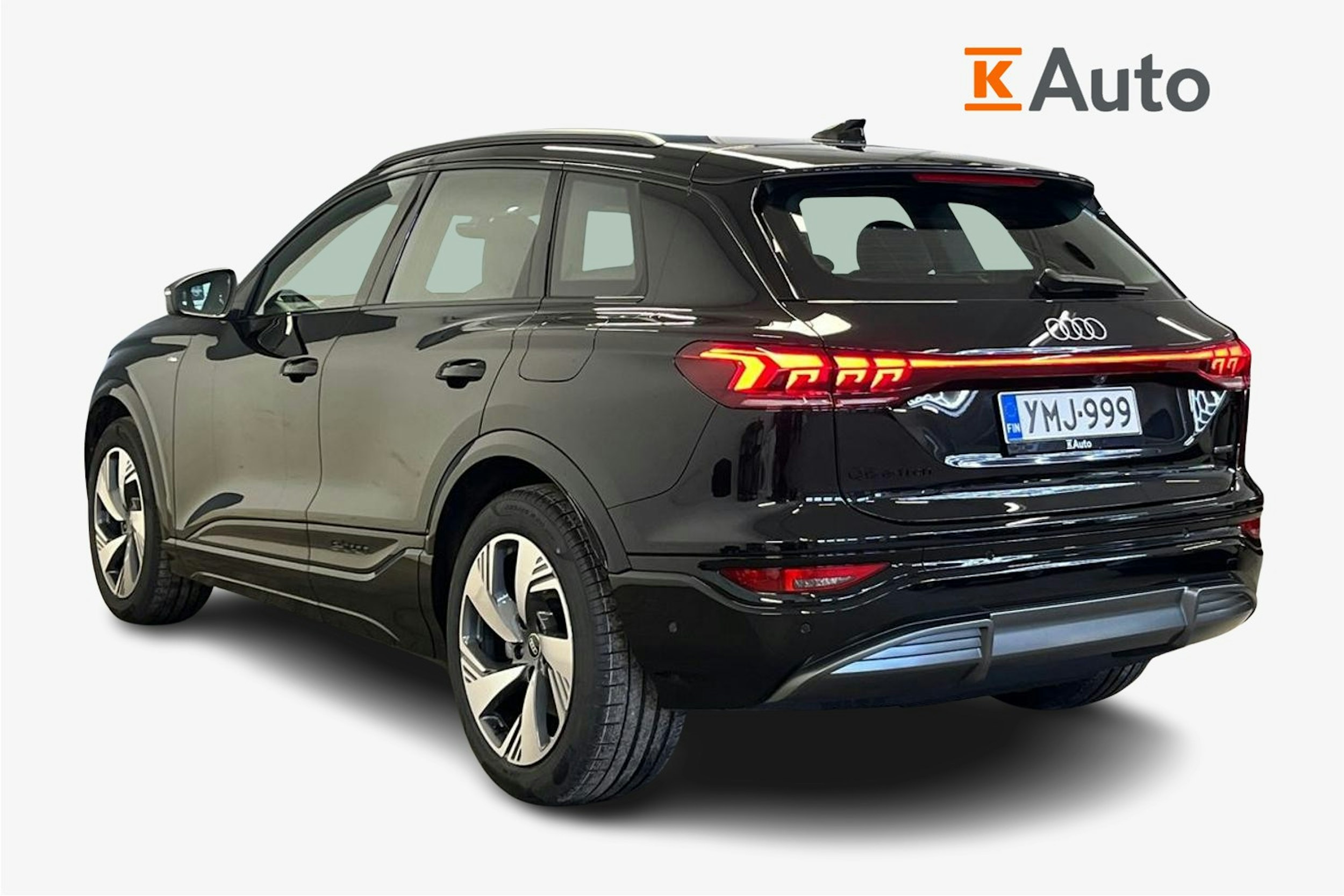mythos musta Audi Q6 e-tron 2026 kuva 5.