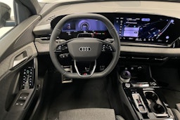 mythos musta Audi Q6 e-tron 2026 kuva 6.